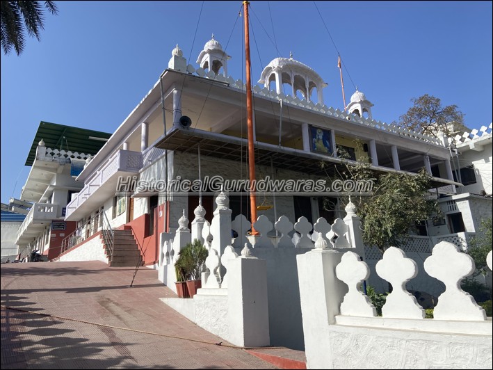 Gurdwara Sri Nanak Darshan Sahib, Mount Abu — view 3